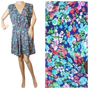 Mimi Chica floral dress. Stretch waist. Faux wrap.  Size medium